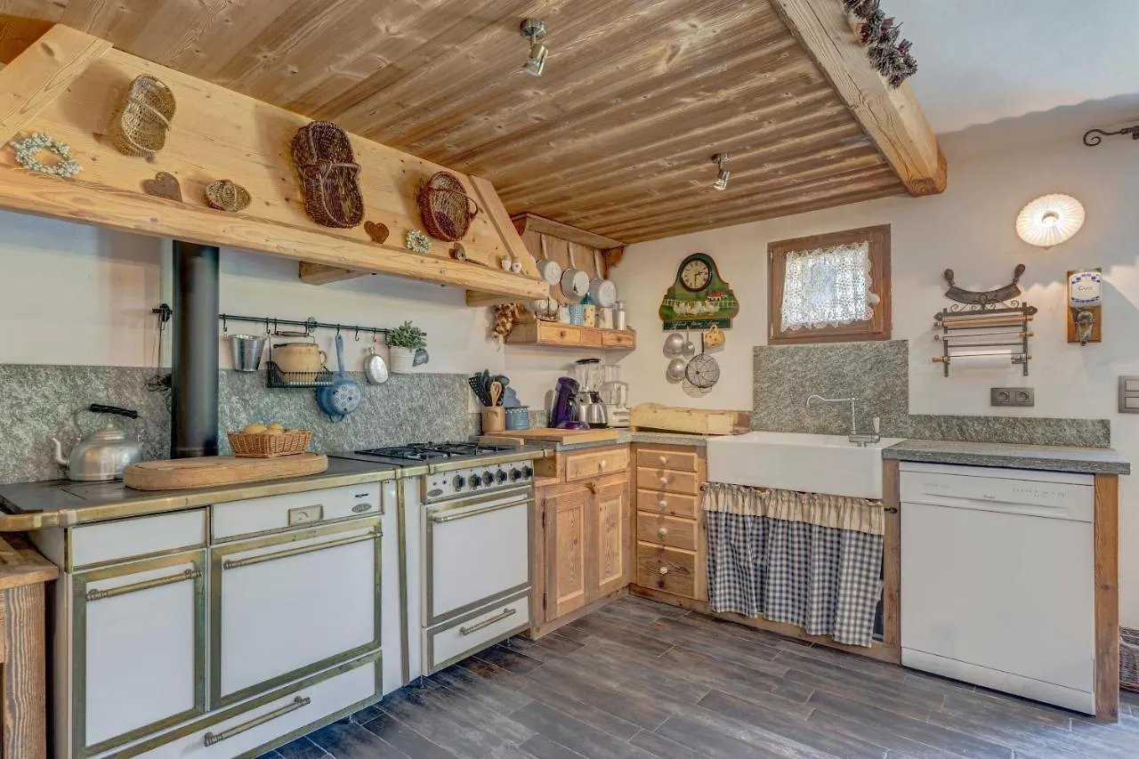 Chalet Coeur De Marie Avec Sauna Et Jacuzzi - Val D'Arly Flumet