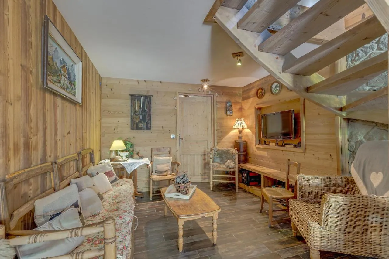 Apartment Chalet Coeur De Marie Avec Sauna Et Jacuzzi - Val D'Arly Flumet